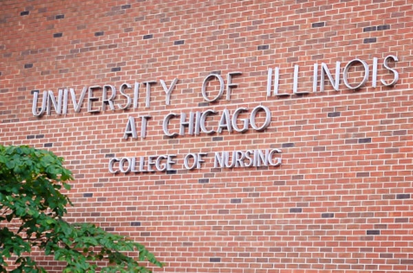 University of Illinois Chicago logo